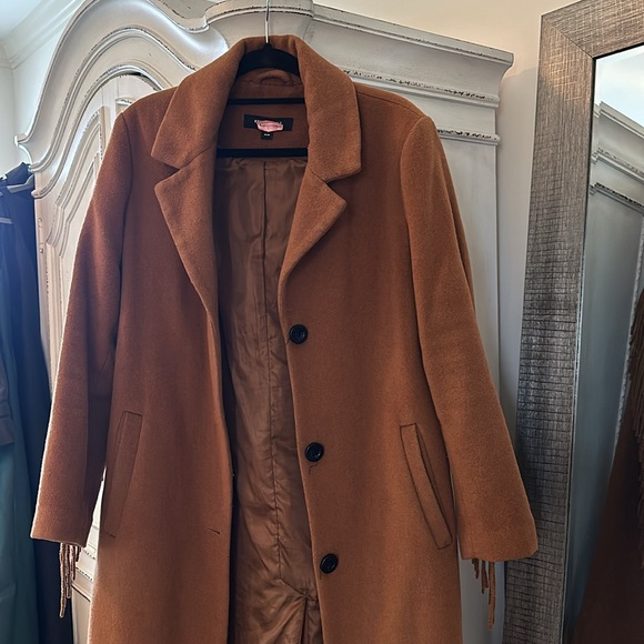 Beautiful Kenneth Cole Fringe Jacket - Picture 8 of 8